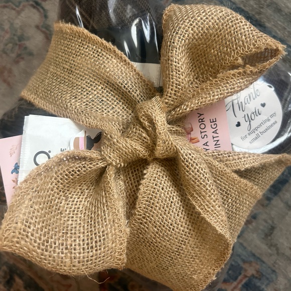 MYSTERY BOX 5 Pieces Winter Romantic Bohemian Cottagecore Whimsigoth Cozy Boho - Picture 5 of 9